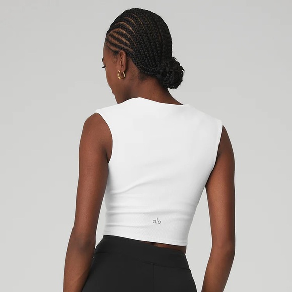 ALO Yoga Ribbed Sweetheart Short Sleeve white crop top XS - Picture 5 of 5